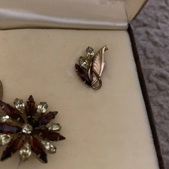 Vintage Tru-Kay 12K Gold-filled Earrings & Pin - Picture 7 of 7